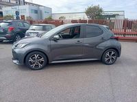Usata Toyota Yaris Hybrid Active 92 CV (67 kW) 2025 Grigio Berlina