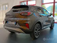 Usata Ford Puma Titanium 125 CV (91 kW) 2021 Grigio SUV