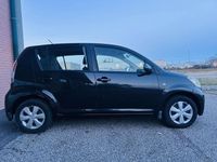 Usata Daihatsu Sirion TAKA 87 CV (63 kW) 2008 Nero Utilitaria