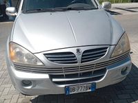 Usata SsangYong Kyron 141 CV (103 kW) 2006 Argento SUV