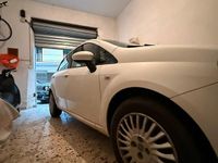 Usata Fiat Grande Punto 75 CV (55 kW) 2006 Bianco Utilitaria