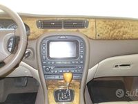 Usata Jaguar S-Type S 238 CV (175 kW) 2004 Verde Berlina