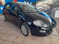 Usata Fiat Punto Street 95 CV (69 kW) 2018 Bluazzurro Utilitaria