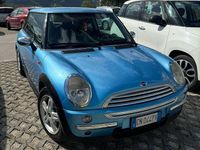 Usata Mini One D 75 CV (55 kW) 2004 Blu/azzurro Utilitaria