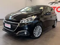 Usata Peugeot 208 Active 82 CV (60 kW) 2017 Nero Utilitaria