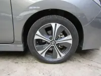 Usata Nissan Leaf Tekna 89 kW (122 CV) 2022 Grigio metallizzato Utilitaria