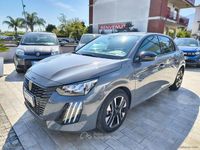 Usata Peugeot 208 Allure 102 CV (75 kW) 2025 Grigio Utilitaria