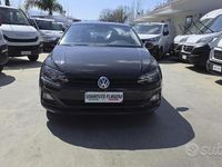 Usata VW Polo R-line 65 CV (47 kW) 2018 Grigio Utilitaria