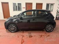 Usata Toyota Aygo X-Black 69 CV (50 kW) 2017 Nero Utilitaria