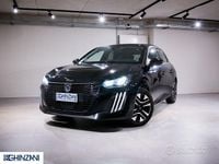 Usata Peugeot 208 Allure 101 CV (74 kW) 2025 Nero Utilitaria