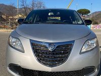 Usata Lancia Ypsilon Platinum 69 CV (50 kW) 2011 Argento Utilitaria