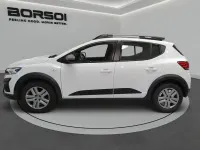Usado Dacia Sandero Expression 101 CV (74 kW) 2023 Blanco Berlina