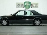 Usata Mercedes E500 320 CV (235 kW) 1993 Nero Berlina