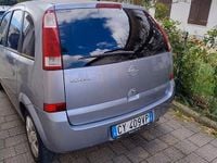 Usata Opel Meriva 90 CV (66 kW) 2005 Grigio Monovolume