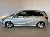 Usata Mercedes B180 Business 109 CV (80 kW) 2018 Argento Monovolume