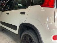 Usata Fiat Panda 4x4 S 85 CV (62 kW) 2020 Bianco Utilitaria