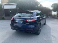 usata Maserati GranSport Levante 3.0 V6Nerissimo 250cv auto