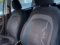 Usata Fiat Punto Lounge 75 CV (55 kW) 2013 Grigio Utilitaria