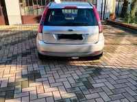 Usata Ford Fiesta Collection 75 CV (55 kW) 2006 Grigio Utilitaria