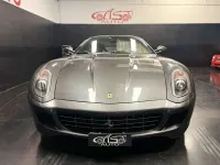 Usata Ferrari 599 620 CV (456 kW) 2009 Grigio silverstone Coupé