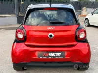 Usata Smart ForFour Prime 71 CV (52 kW) 2016 Rosso Utilitaria