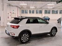 Usata VW T-Roc Style 116 CV (85 kW) 2024 Pure white pastello/tetto nero SUV