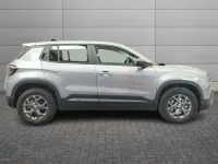 Usata Jeep Avenger Altitude 101 CV (74 kW) 2025 Argento SUV