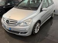 Usata Mercedes B200 Chrome 140 CV (102 kW) 2008 Grigio Monovolume