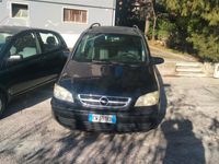 Usata Opel Zafira 101 CV (74 kW) 2005 Nero Monovolume