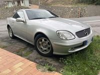 Usata Mercedes SLK200 163 CV (119 kW) 2002 Argento Cabrio