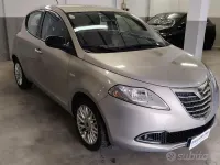 Usata Lancia Ypsilon 69 CV (50 kW) 2015 Utilitaria