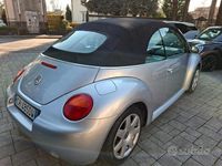 Usata VW New Beetle 136 CV (100 kW) 2003 Grigio Utilitaria