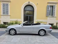 Usata Mercedes CLK230 Elegance 197 CV (144 kW) 2002 Argento metallizzato Cabrio