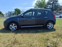 Usata Dacia Sandero Stepway 84 CV (61 kW) 2012 Grigio Berlina