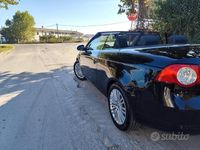Usata VW Eos 140 CV (102 kW) 2007 Nero Cabrio