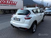 Usata Nissan Juke 94 CV (69 kW) 2016 Bianco SUV