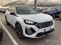 Usata Peugeot 2008 GT 130 CV (95 kW) 2024 Bianco SUV