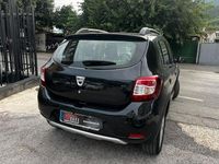 Usata Dacia Sandero Ambiance 90 CV (66 kW) 2015 Nero Utilitaria