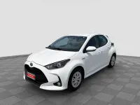 Usata Toyota Yaris Business Edition 92 CV (67 kW) 2021 Super white Utilitaria
