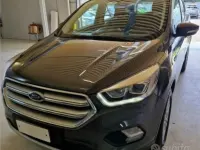 Usata Ford Kuga 120 CV (88 kW) 2019 Marrone SUV