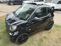 Usata Smart ForTwo Electric Drive Passion 41 kW (56 CV) 2019 Nero Cabrio