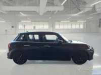 Usata Mini Cooper Classic 136 CV (100 kW) 2022 Nero Utilitaria