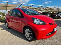 Usata Toyota Aygo Connect Style 68 CV (50 kW) 2014 Rosso Utilitaria