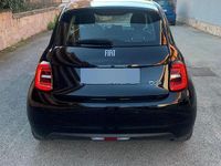 Usata Fiat 500e Icon 86 kW (118 CV) 2022 Nero Berlina