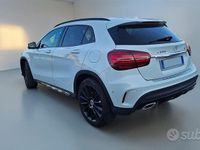 Usata Mercedes GLA220 Premium 184 CV (135 kW) 2018 Bianco pastello SUV