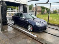 Usata Alfa Romeo Giulietta Quadrifoglio Verde 235 CV (172 kW) 2011 Blu Utilitaria