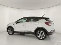 Usata Renault Captur Techno 101 CV (74 kW) 2022 Bianco SUV