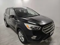 Usata Ford Kuga Titanium 120 CV (88 kW) 2017 Nero SUV