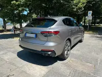 Usata Maserati Levante 350 CV (257 kW) 2021 Grigio SUV