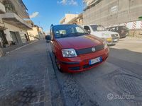 Usata Fiat Panda 69 CV (50 kW) 2011 Rosso Utilitaria